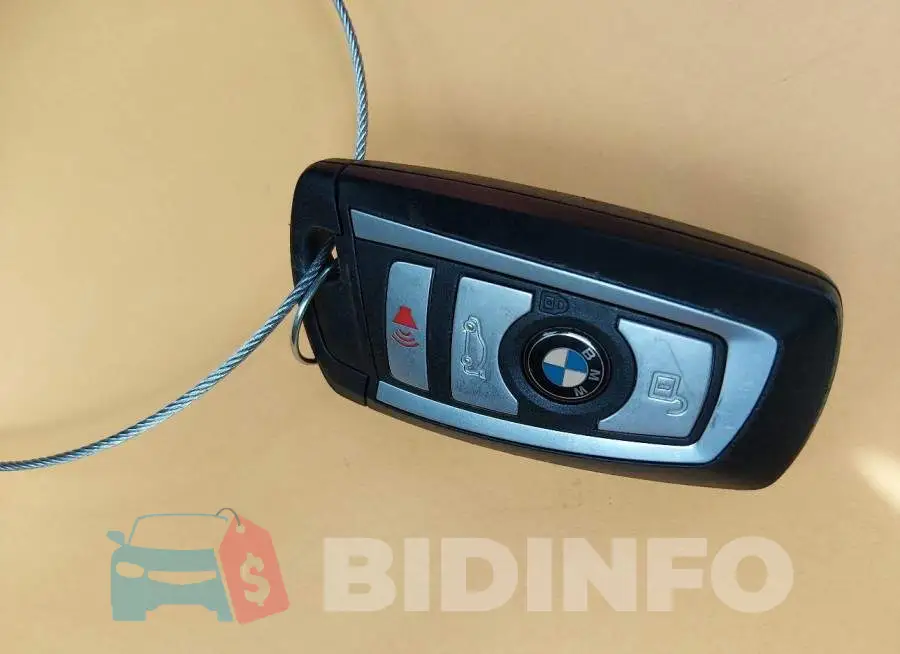 WBS8M9C50J5K99182 Photo# 11