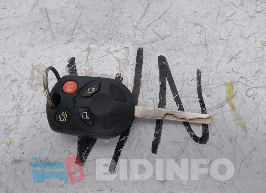 1FADP3F2XHL272496 Photo# 11
