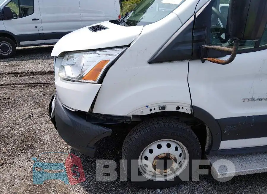 1FDES8PM1JKB43533 Photo# 22