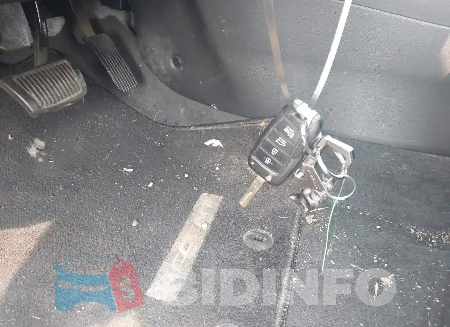 3KPC24A67NE179072 Photo# 11