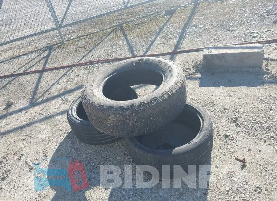3C6UR5DL4RG303081 Photo# 18
