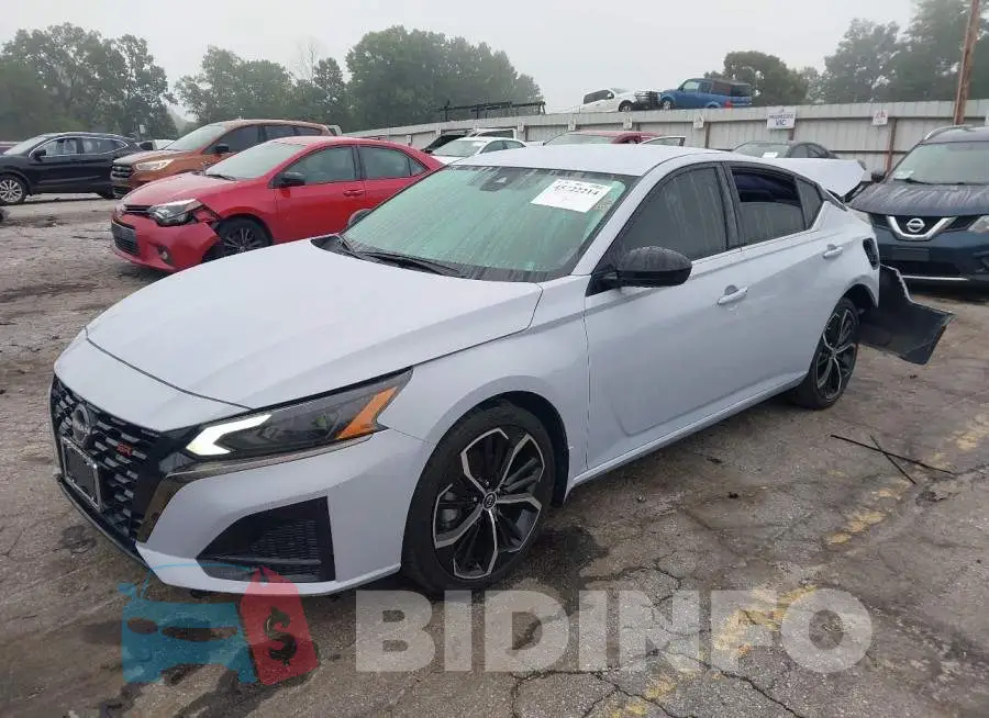 1N4BL4CV4RN407002 Photo# 2