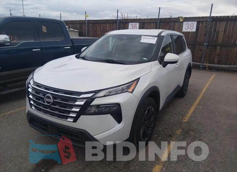 5N1BT3BA2RC700228 Photo# 2