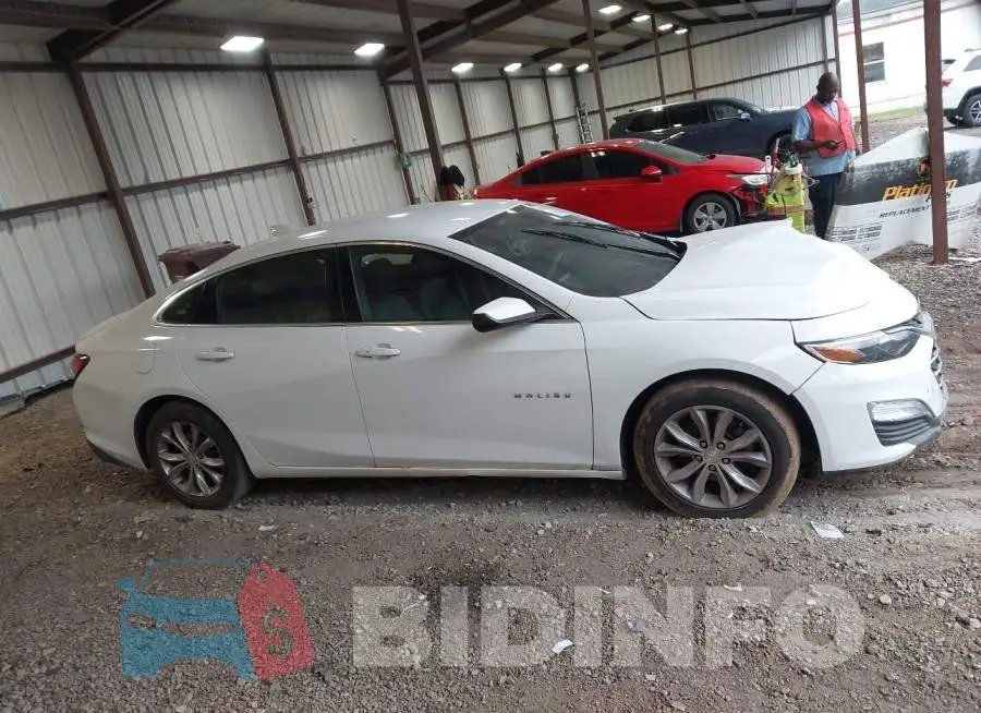 1G1ZD5ST3LF044553 Photo# 13
