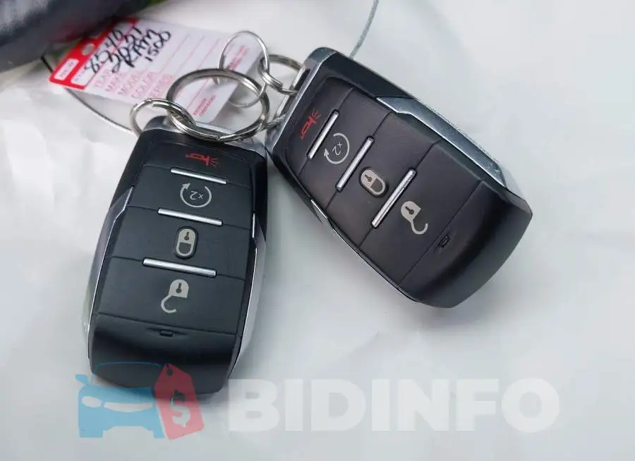 1C6SRFFT6MN678819 Photo# 11