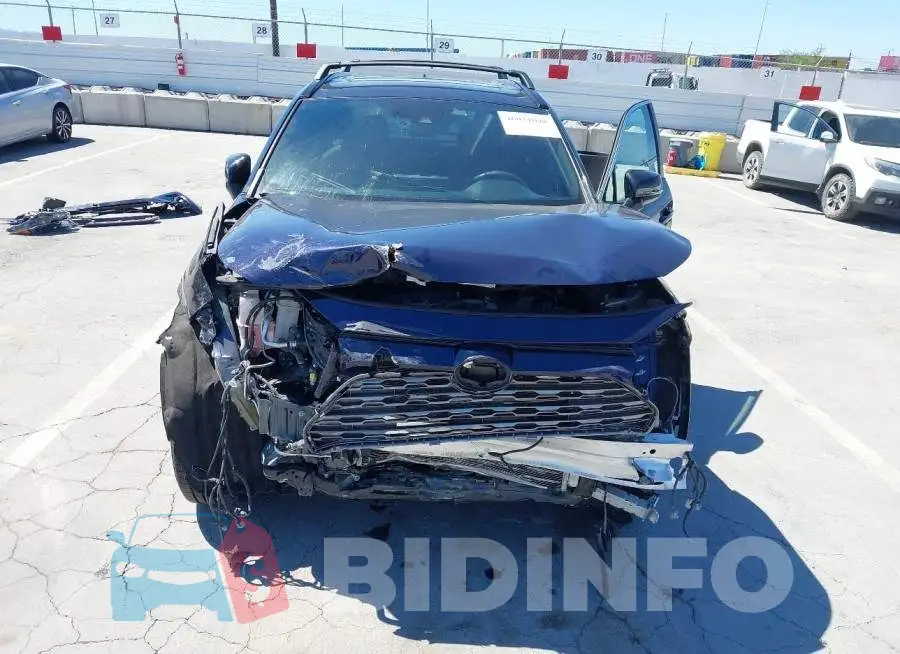 2T3E6RFV8MW006884 Photo# 6