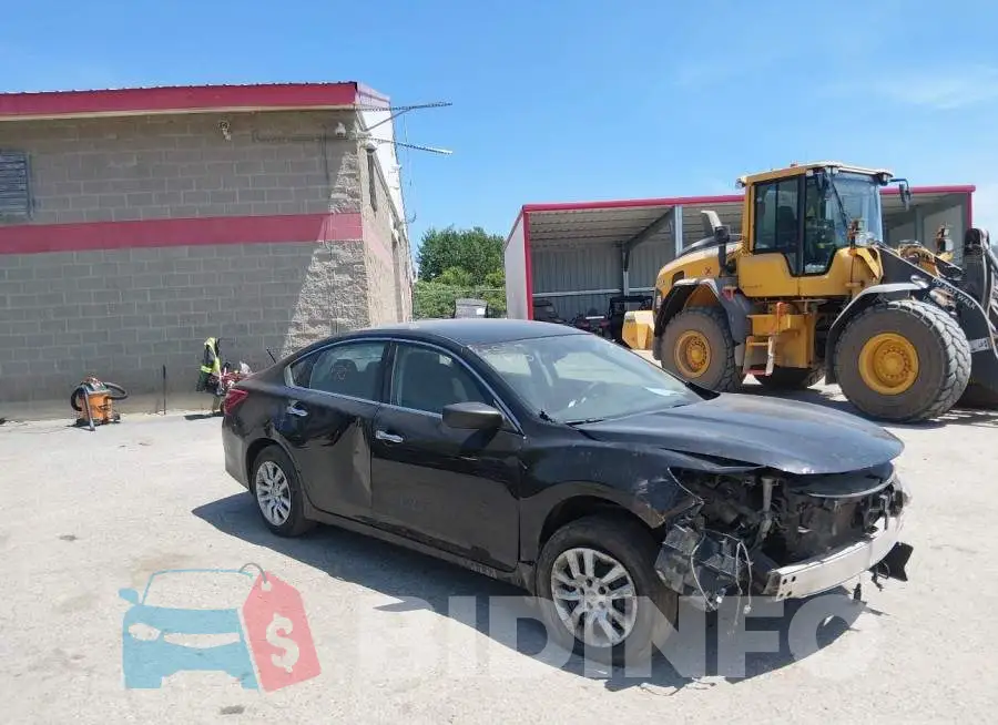 1N4AL3AP5JC175620 Photo# 1