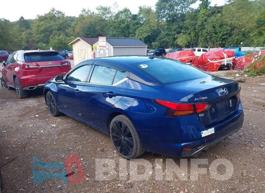1N4BL4CV6NN332345 Photo# 3