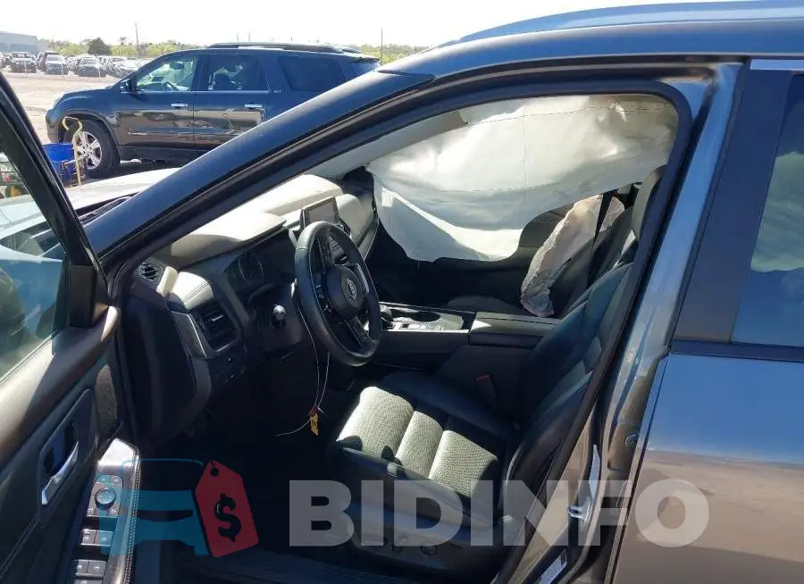 5N1BT3BA1PC798469 Photo# 5