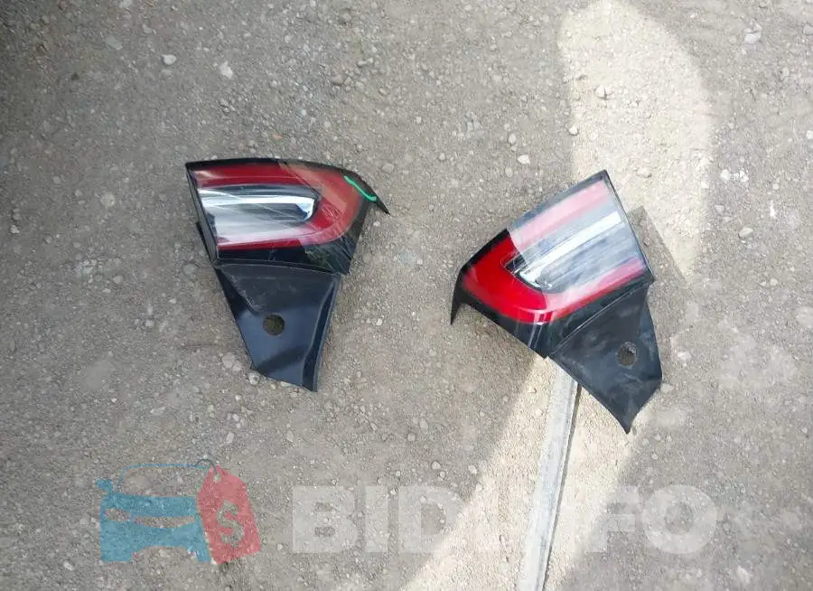 5YJ3E1EB3KF192520 Photo# 12