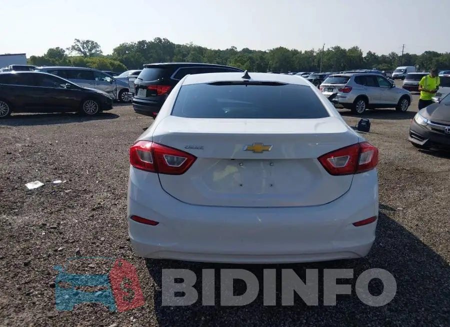 1G1BC5SM0J7222813 Photo# 16