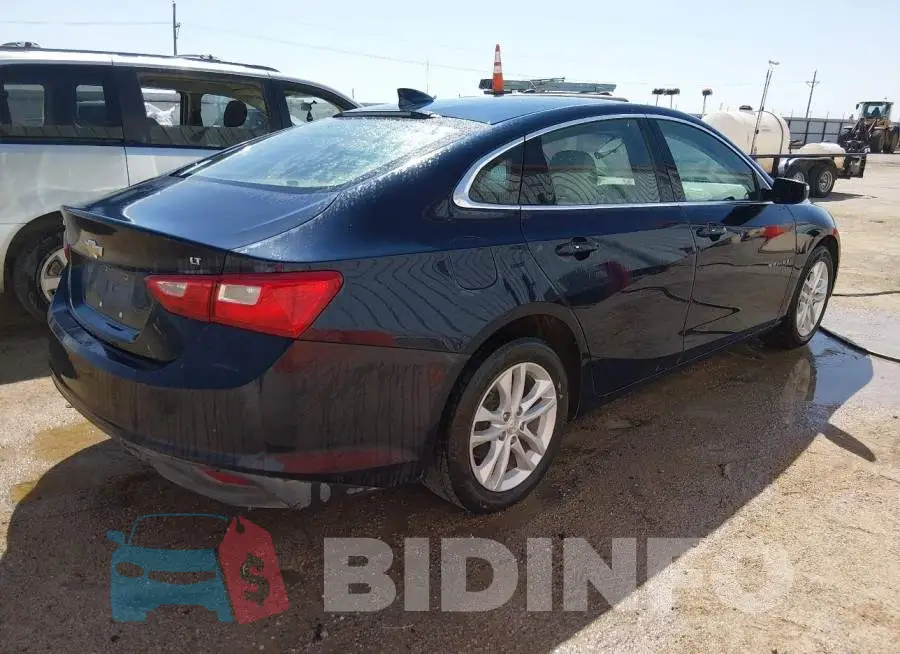 1G1ZD5ST4JF145839 Photo# 4
