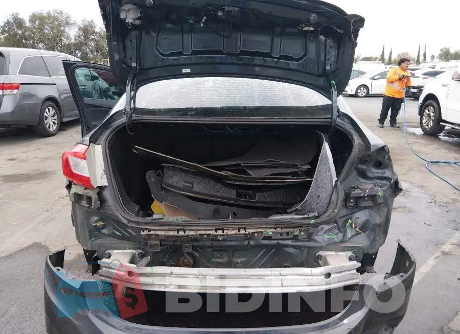 3G1BE5SM4HS517127 Photo# 6