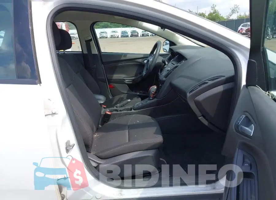 1FADP3F23GL314148 Photo# 5