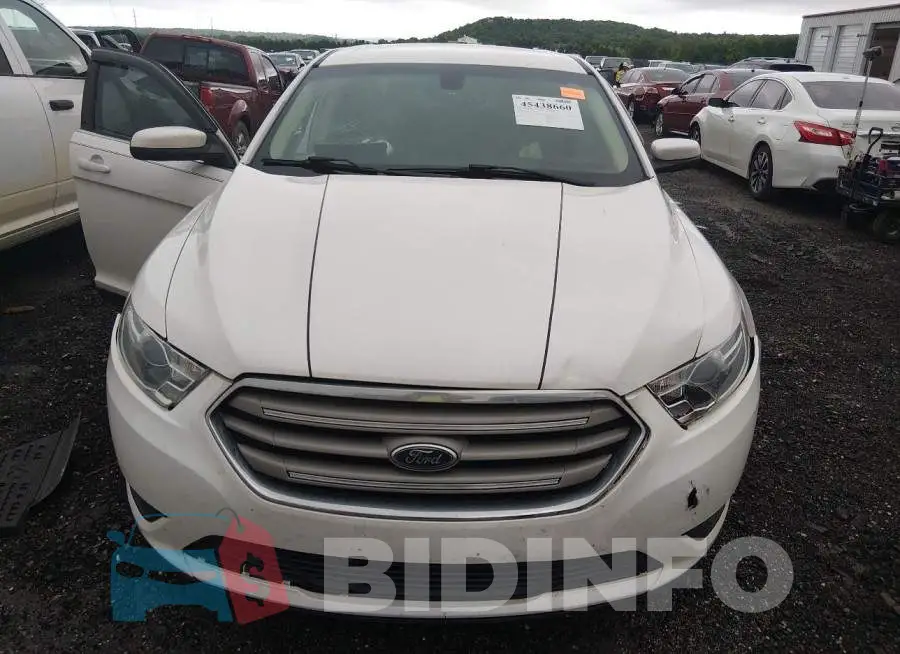 1FAHP2E84JG110928 Photo# 12