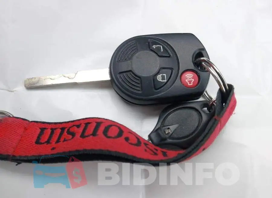 1FMCU0GD6HUA82116 Photo# 11