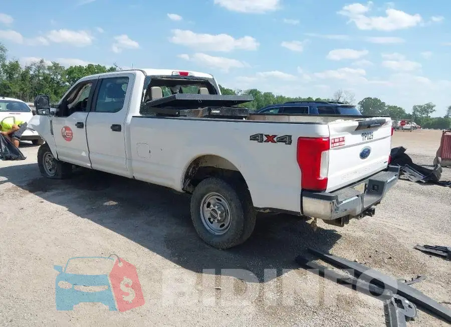 1FT7W2B65KEG78209 Photo# 3