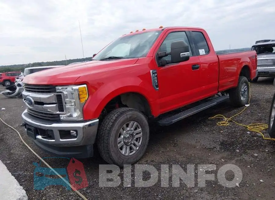1FT7X2B61HEF09374 Photo# 2