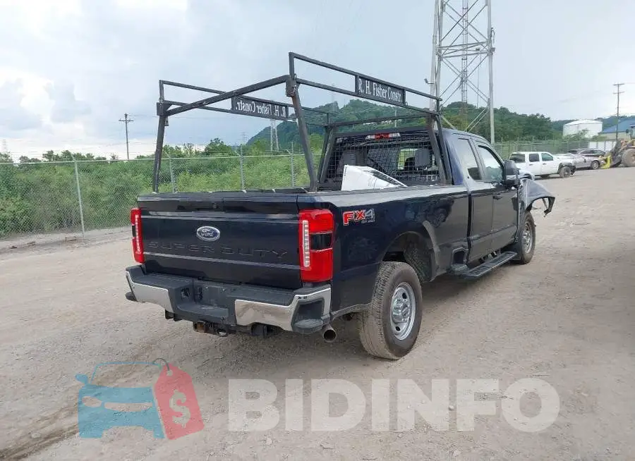 1FT7X2BA9SEC76758 Photo# 4