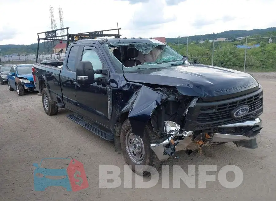 1FT7X2BA9SEC76758 Photo# 1