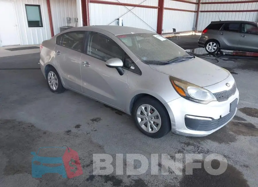 KNADM4A32G6694975 Photo# 1