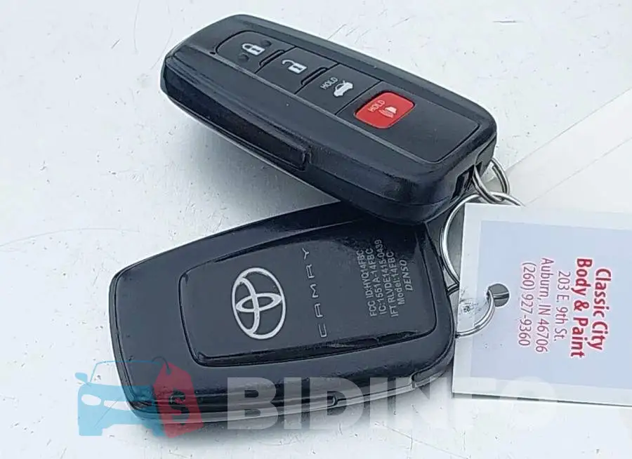 4T1B61HK6KU724057 Photo# 11