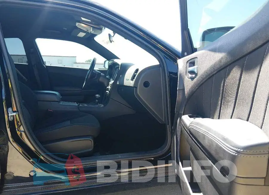 2C3CDXBG7PH545143 Photo# 5