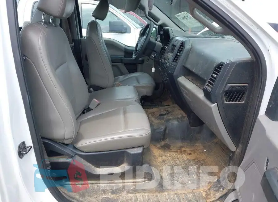 1FTMF1CB2JKD73369 Photo# 5