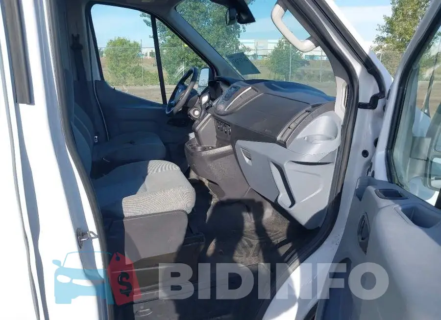1FTYR2CV8GKA40921 Photo# 5