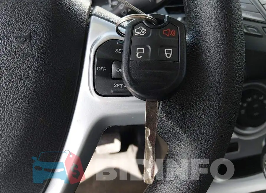 3FADP4EJ3JM130266 Photo# 11