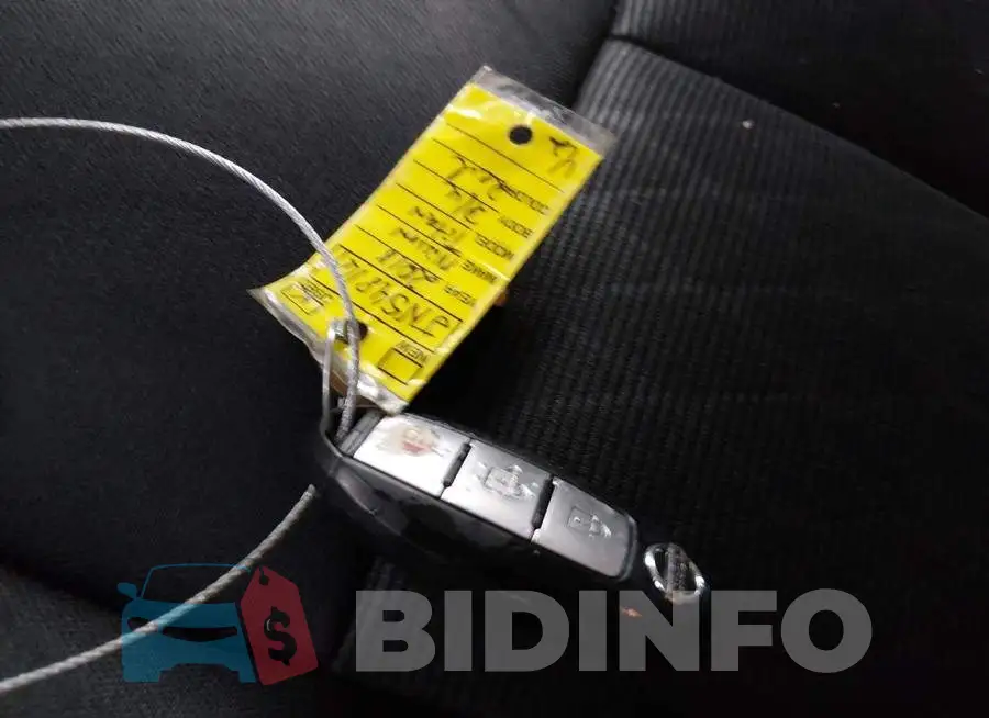 1N6AA1E69JN548164 Photo# 11
