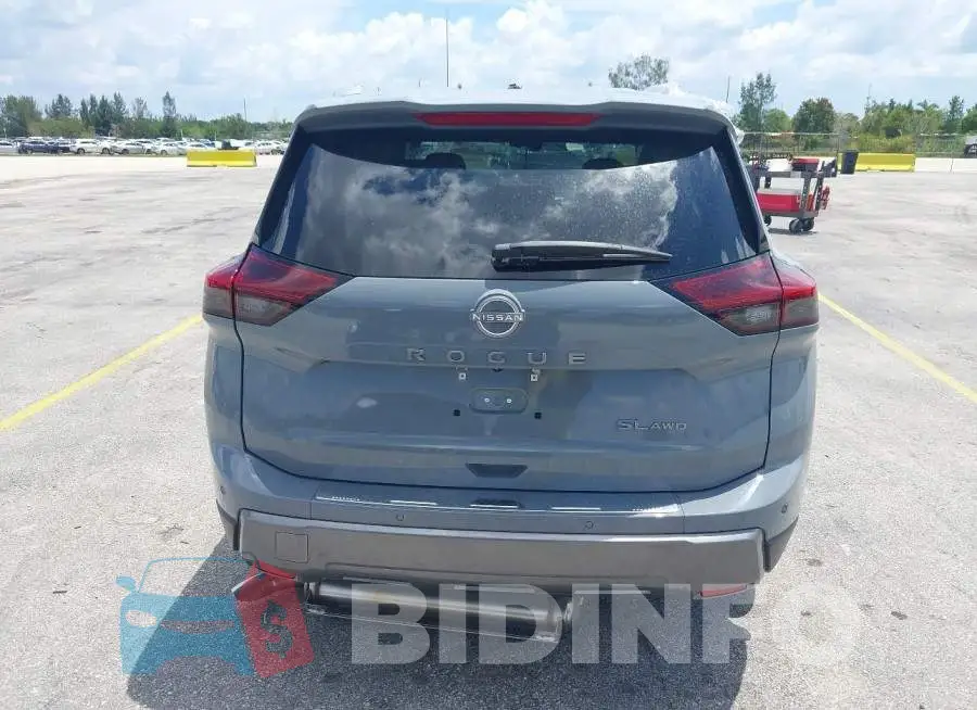 5N1BT3CB0SC672037 Photo# 16