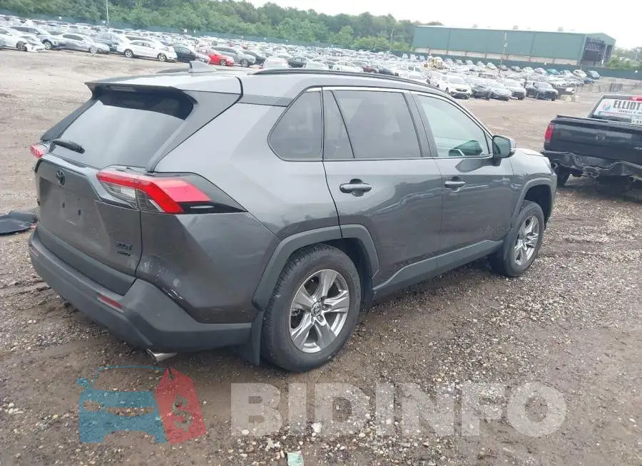 2T3P1RFV6RC441810 Photo# 4