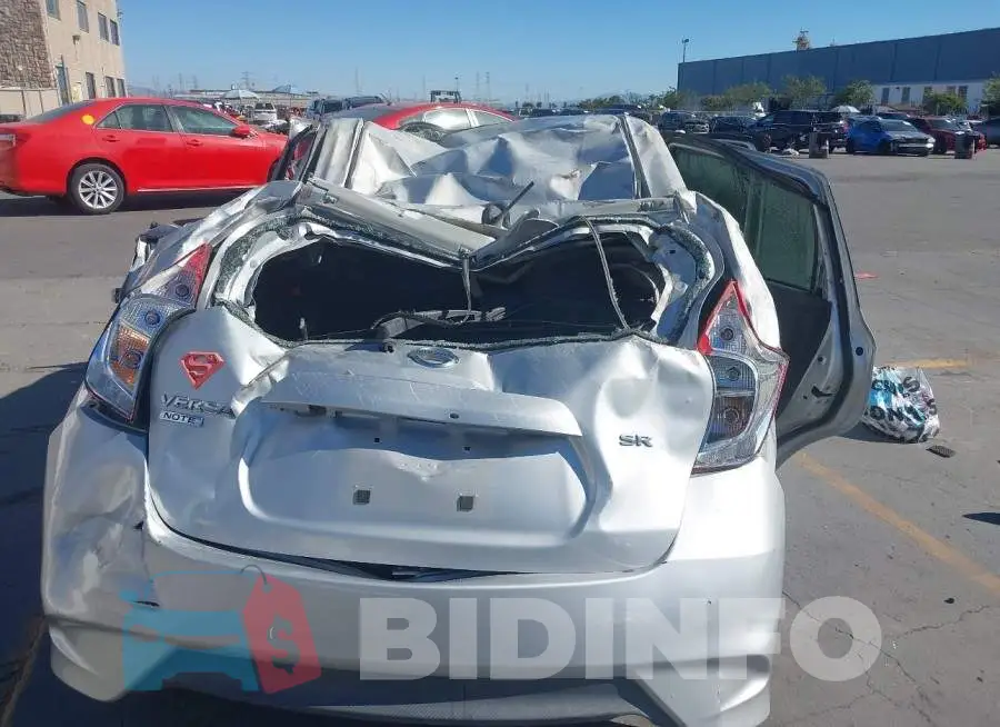 3N1CE2CP8JL353256 Photo# 16