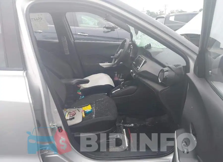 3N1CP5CV2LL531367 Photo# 5
