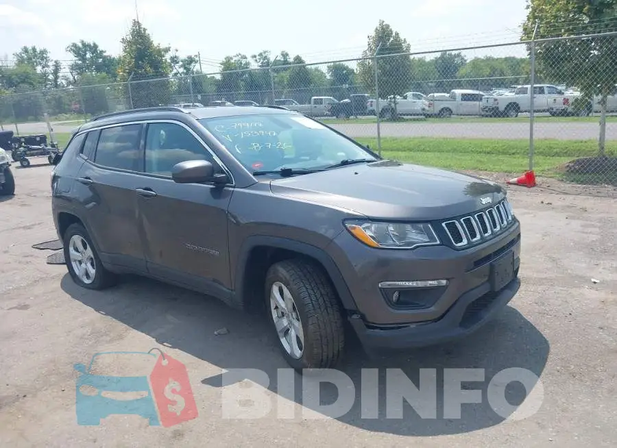 3C4NJDBB2LT153947 Photo# 1
