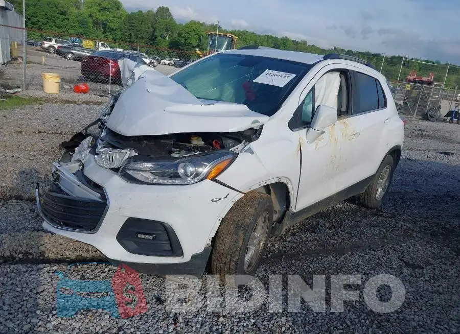 3GNCJPSB2LL266586 Photo# 2