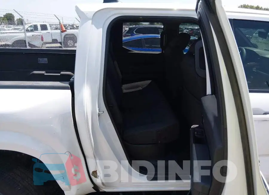3TMLB5JN3SM168715 Photo# 8