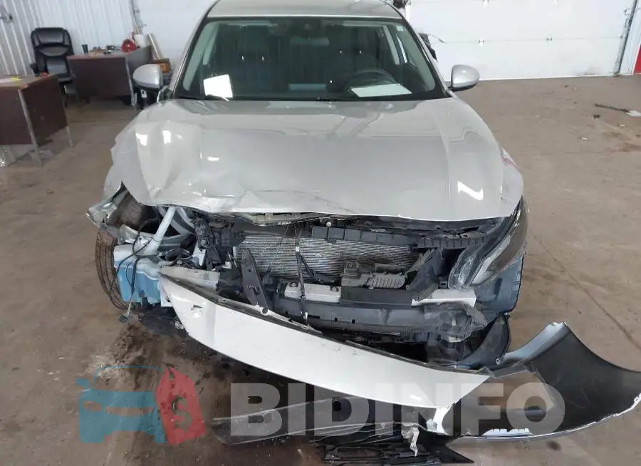 1N4BL4BV2PN370613 Photo# 6
