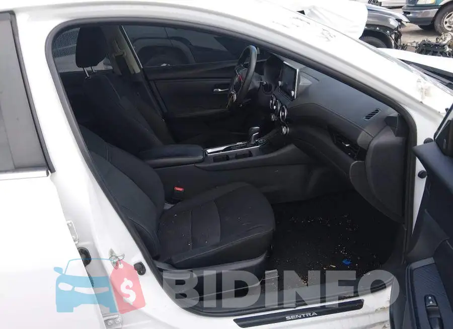 3N1AB8CV8RY260043 Photo# 5