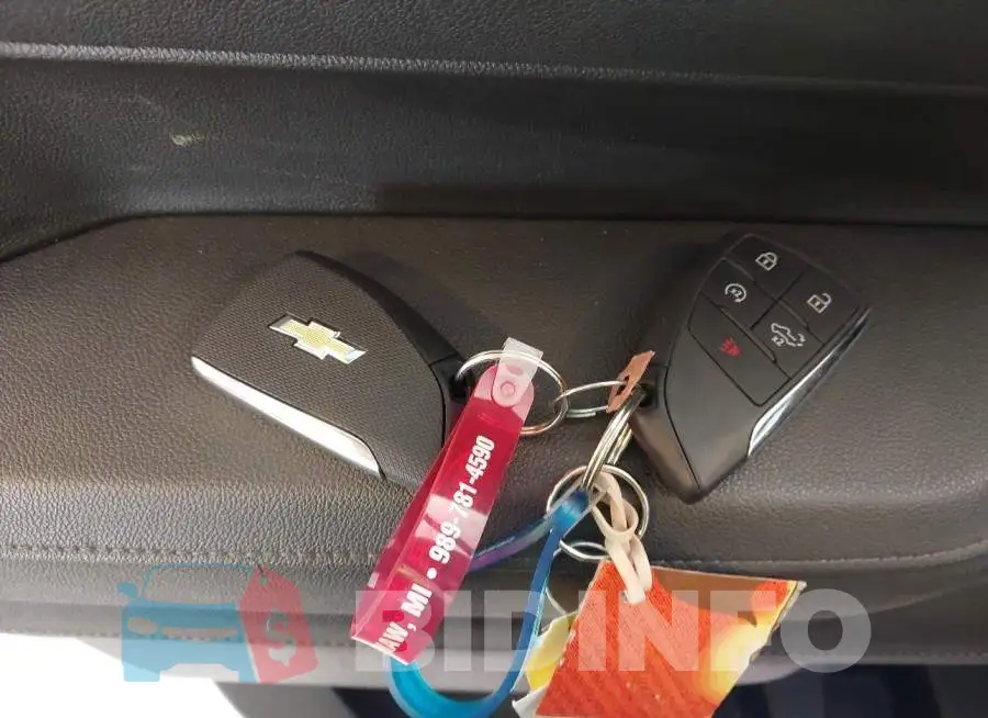 1GCUKEE85TZ167526 Photo# 11