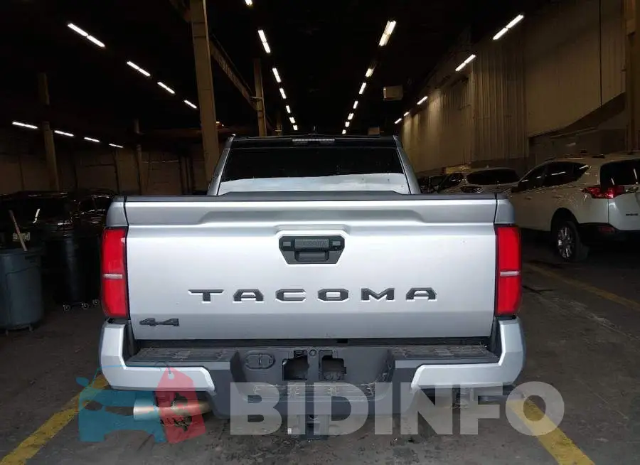 3TMLB5JN6TM211882 Photo# 17