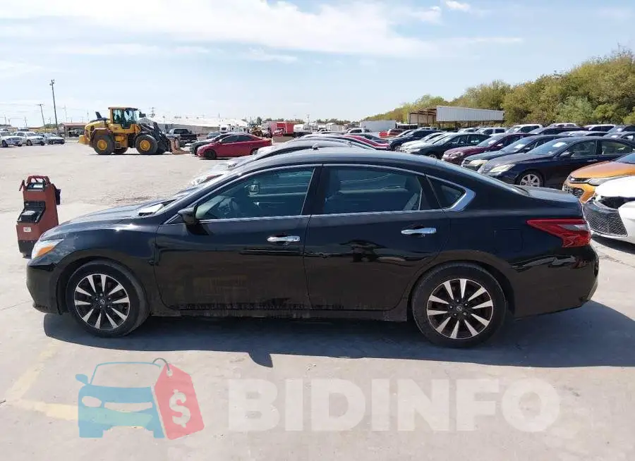 1N4AL3AP1JC263807 Photo# 14