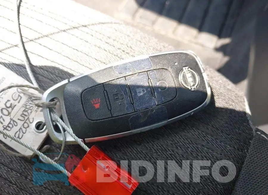 5N1BT3BA9PC827796 Photo# 11