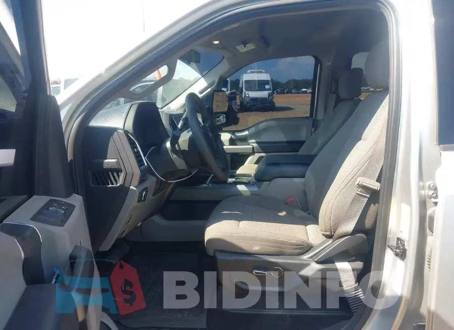1FT8W3DT2JEB33936 Photo# 6