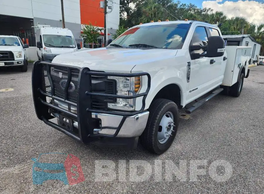 1FT8W3DT4KEC97397 Photo# 2