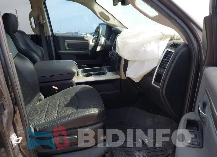 1C6RR6LT5JS149684 Photo# 5