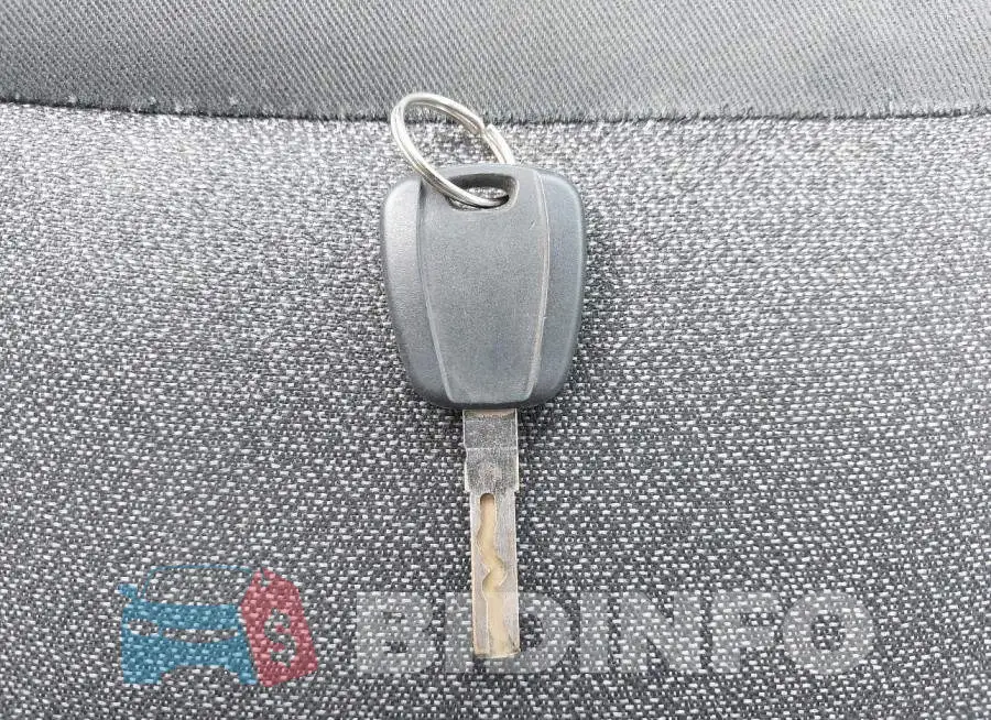 3C6TRVAG5HE552423 Photo# 11