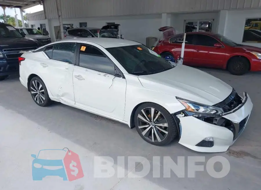 1N4BL4CV6NN366432 Photo# 1