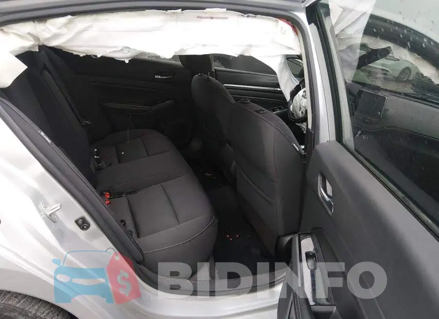 1N4BL4DV3MN374887 Photo# 8